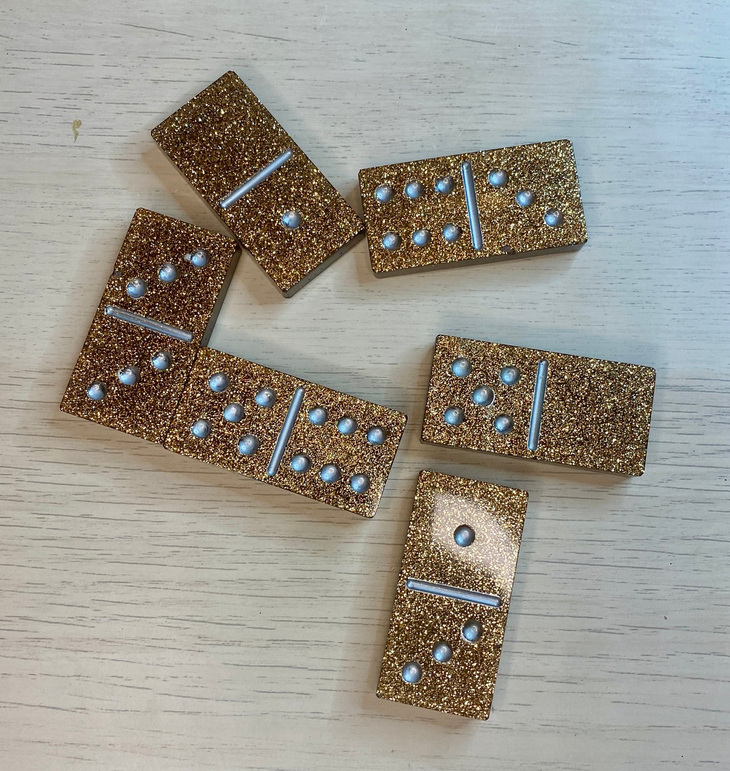 Jeux de DOMINOS